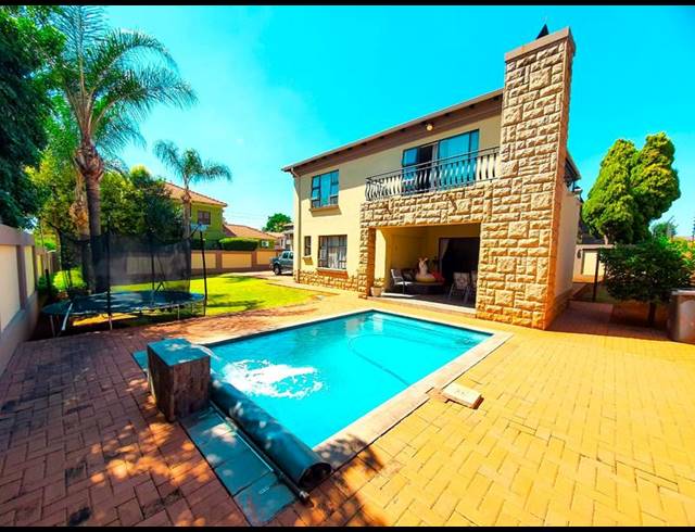 5 BEDROOM HOUSE FOR SALE IN MONTANA TUINE